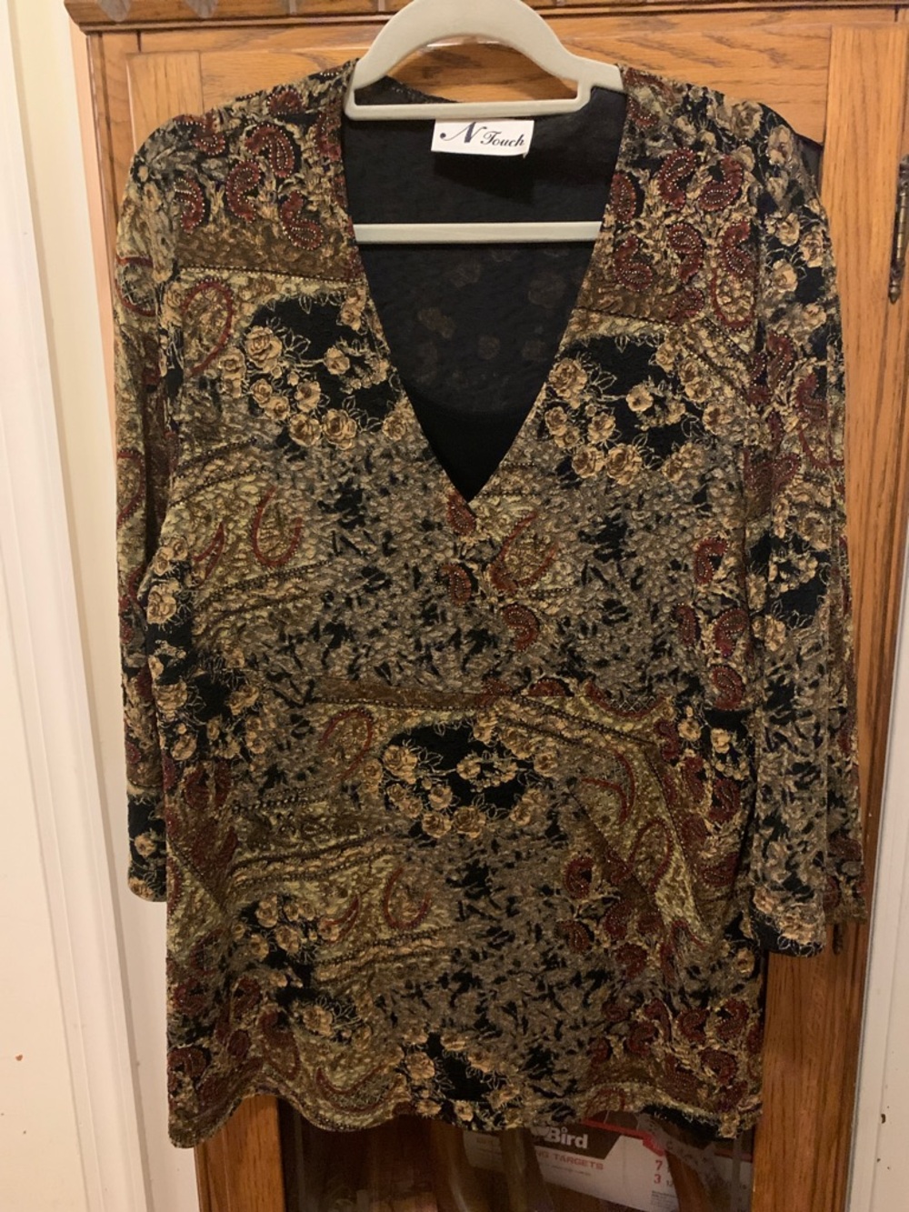 N Touch Women’s V-Neck Paisley Velvet Dress in Black and Gold